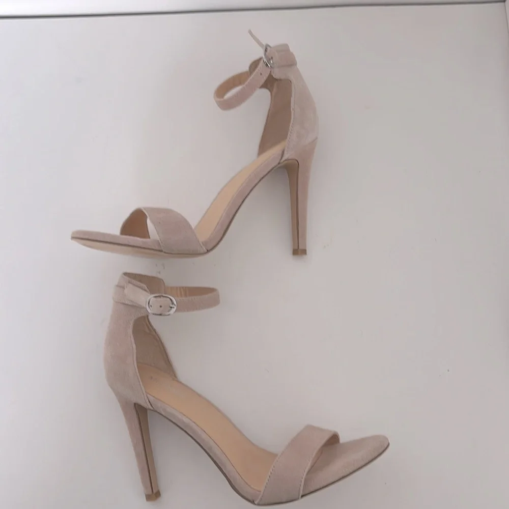 Michael Kors Heels 10 Samantha Nude Suede Ankle Strap Quiet Luxury Romantic Glam - Picture 7 of 13